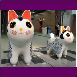 cute-cats-in-hong-kong-subway.jpg