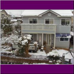 snow-on-house-osaka-japan.jpg