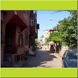 old-istanbul-side-street.JPG
